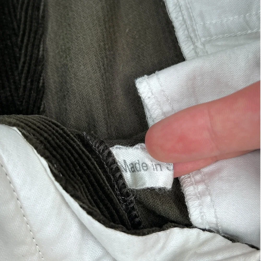 Bogner VTG 30X32 Corduroy Pants Mens Olive Green Pleated Straight Switzerland